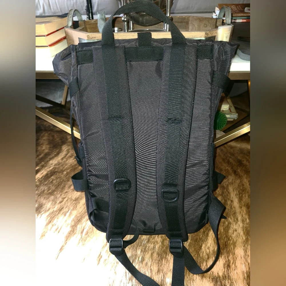 TOPO Designs Rover Pack Classic Backpack - Picture 4 of 9